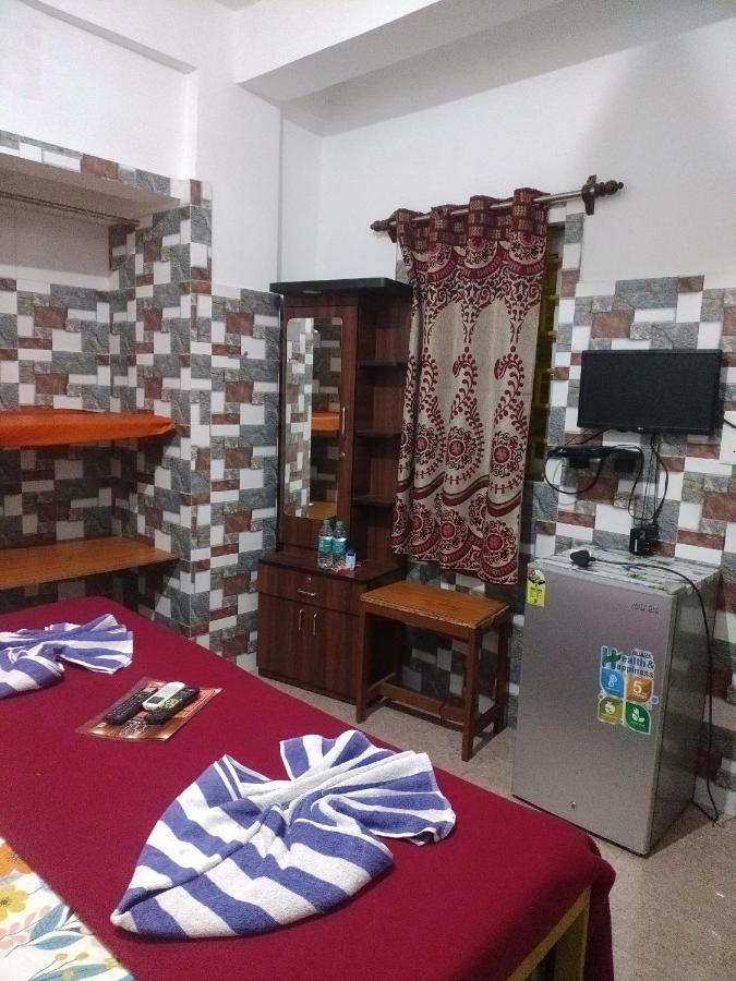 Baga F Leisure Stay Guest House ภายนอก รูปภาพ